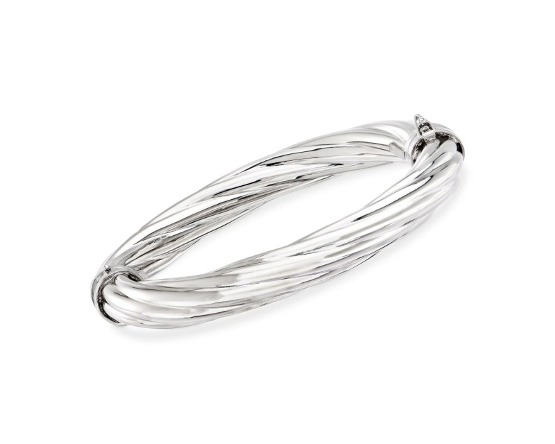 Italian Sterling Silver Twisted Oval Bangle Bracelet Italian Sterling Silver Twisted Oval Bangle Bracelet