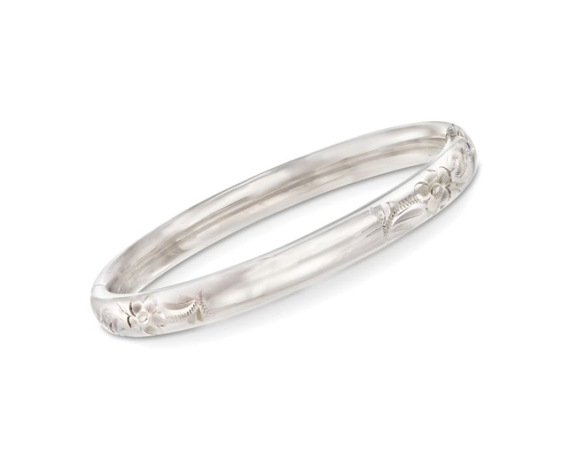Baby's Sterling Silver Bangle Bracelet. 4.5" Baby's Sterling Silver Bangle Bracelet. 4.5"